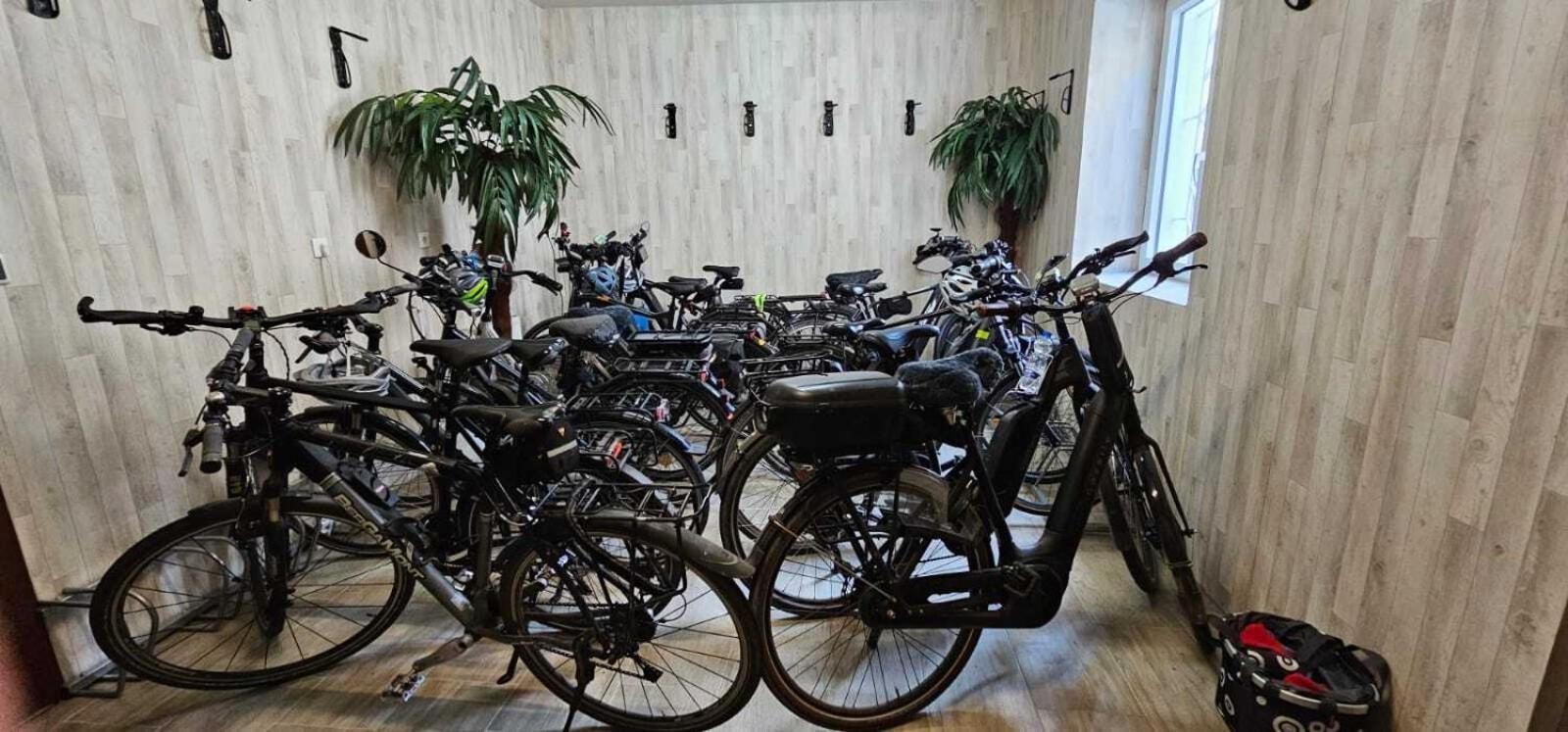 阿尔特斯巴克豪斯酒店 阿恩斯贝格 外观 照片
